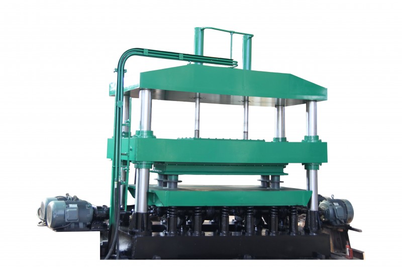 振動(dòng)壓機(jī) 振動(dòng)壓機(jī)